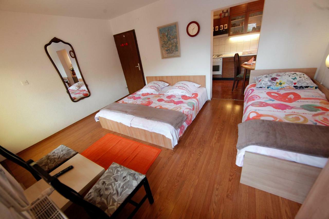 Rooms Ribnikar Postojna Luaran gambar